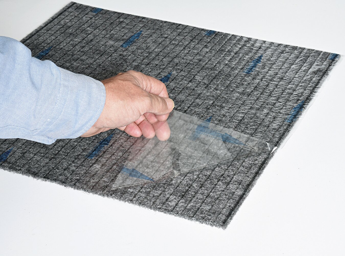 S&H USA 18" x 18" Level Loop Peel and Stick Carpet Tile & Reviews | Wayfair
