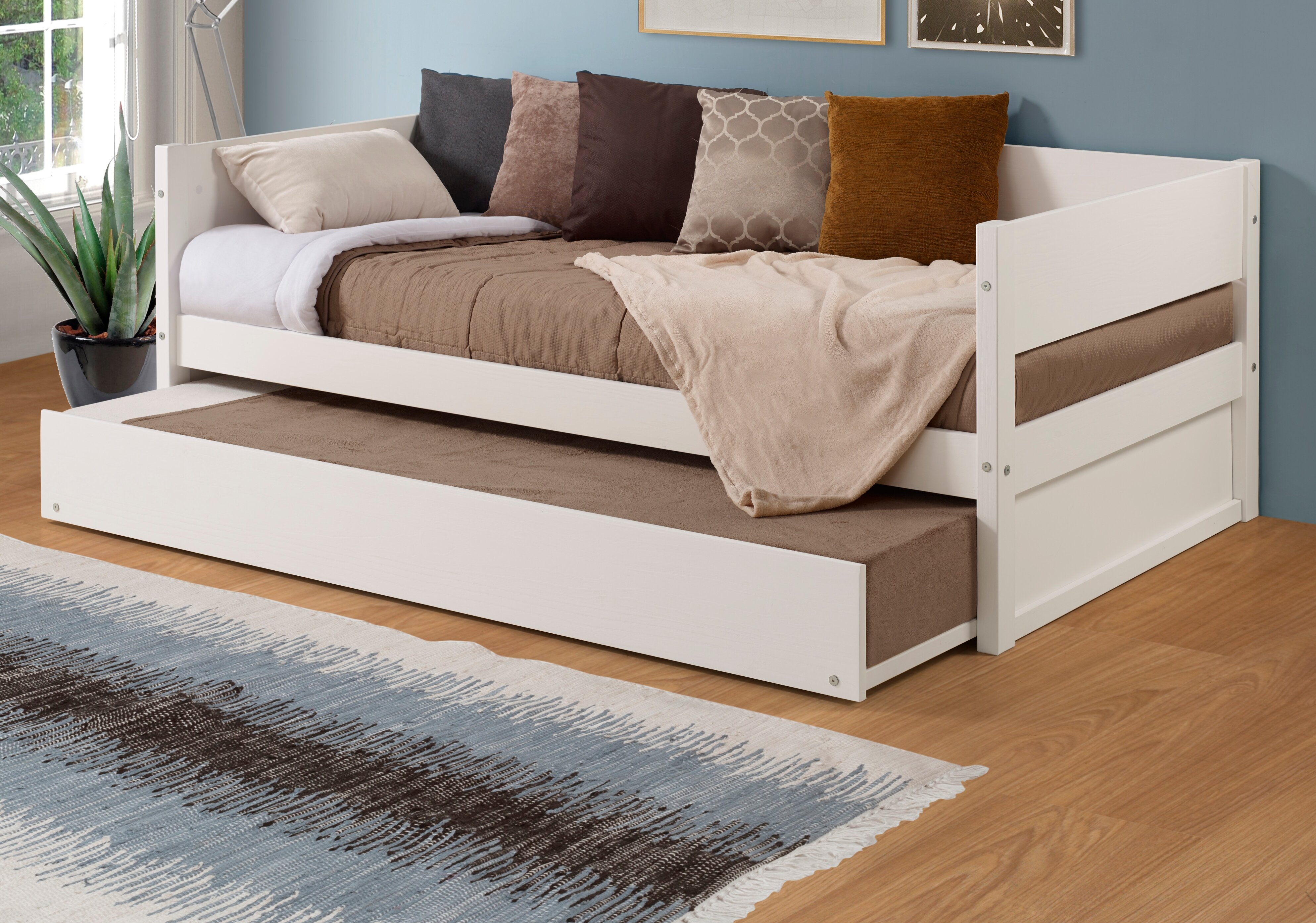 day bed with trundle and drawers