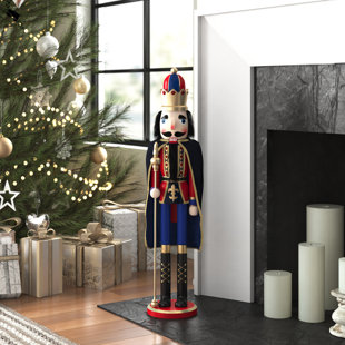 tall nutcrackers christmas