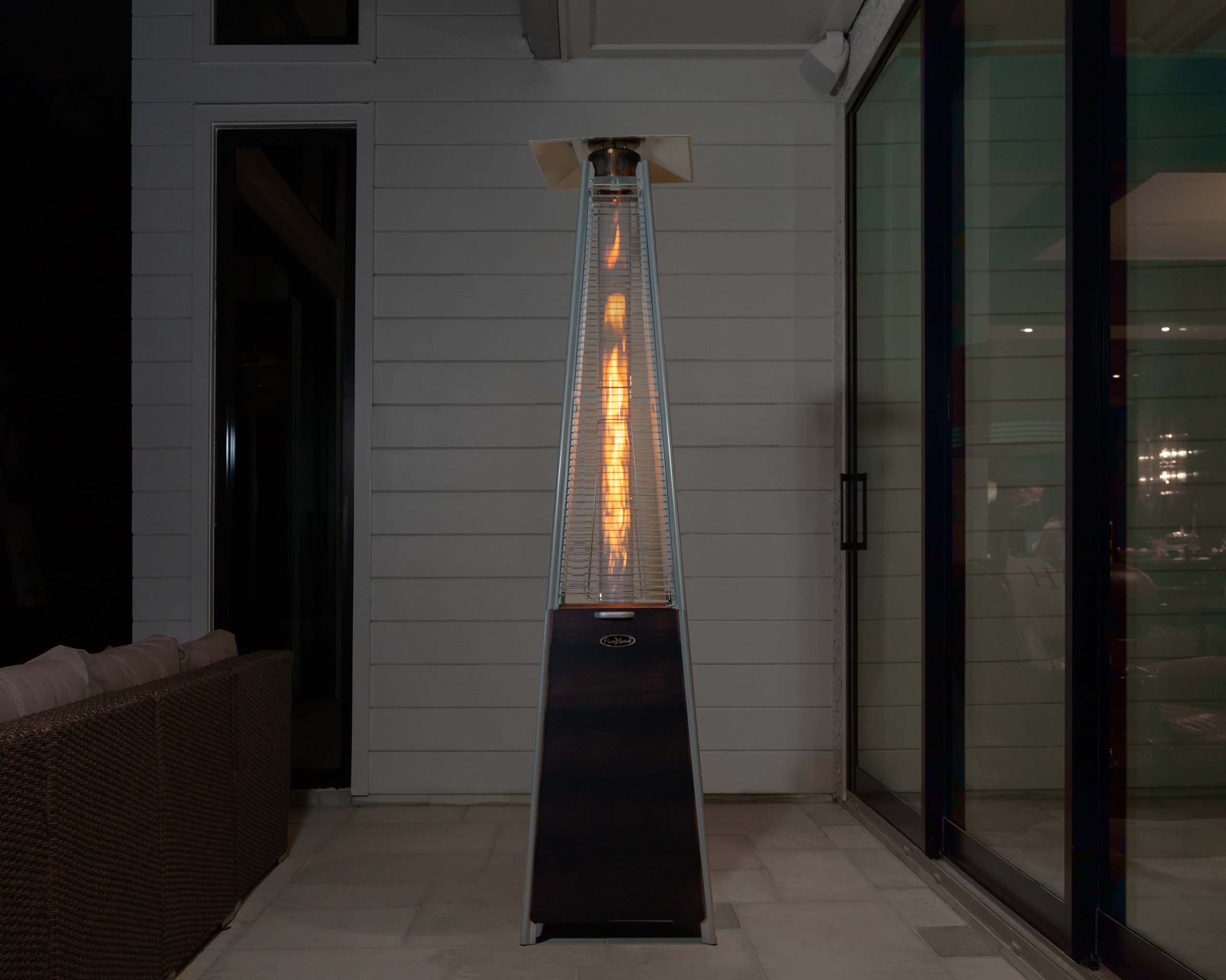 Fire Sense Coronado Pyramid Flame 40,000 BTU Propane Patio Heater