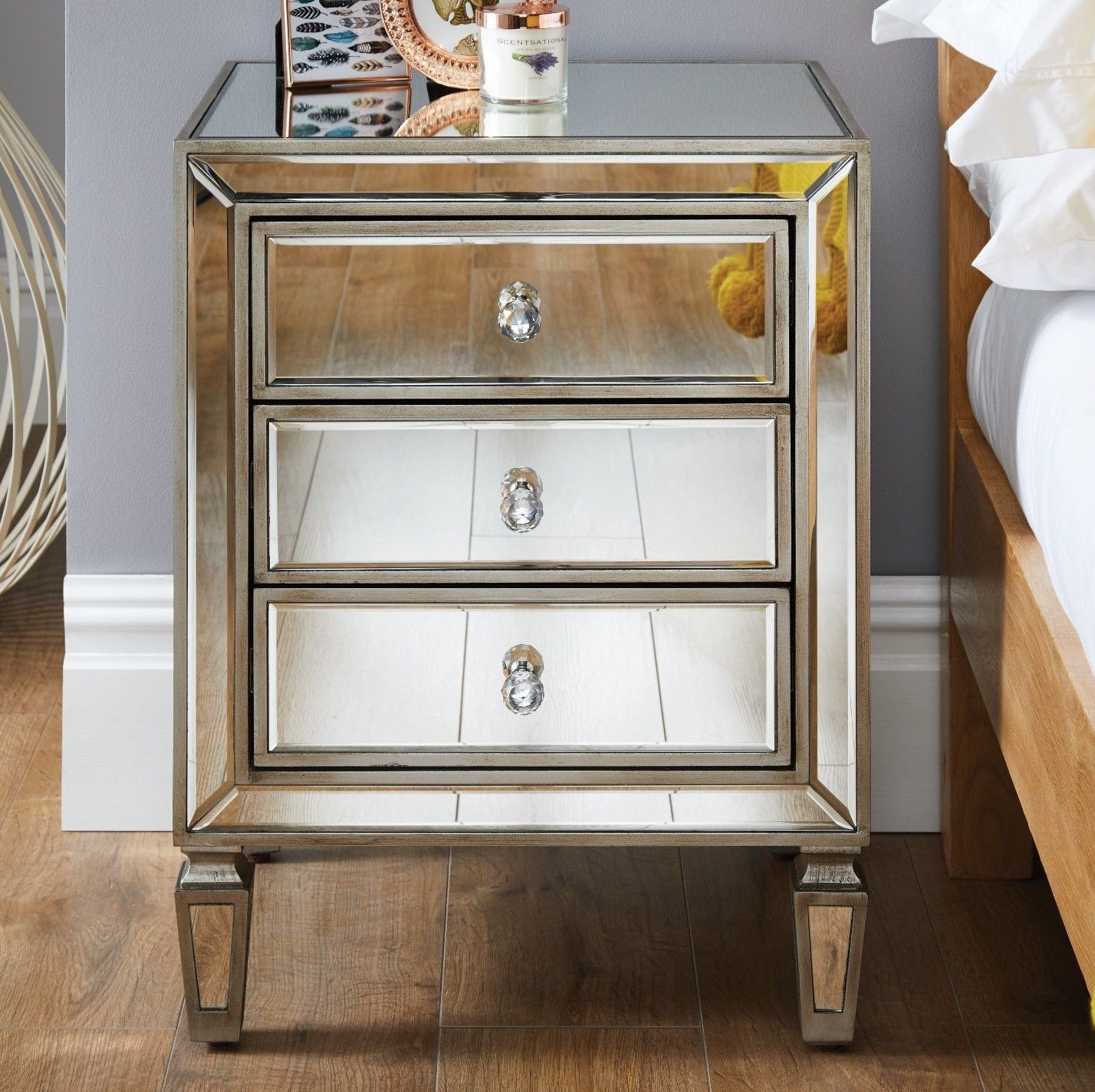 Nicbex 2 Drawers Elegant Nightstand Mirrored Bedside Table With Metal Handle End Table For Bedroom Living Room White