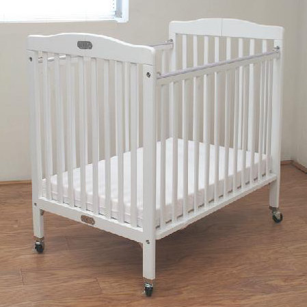 wooden porta crib