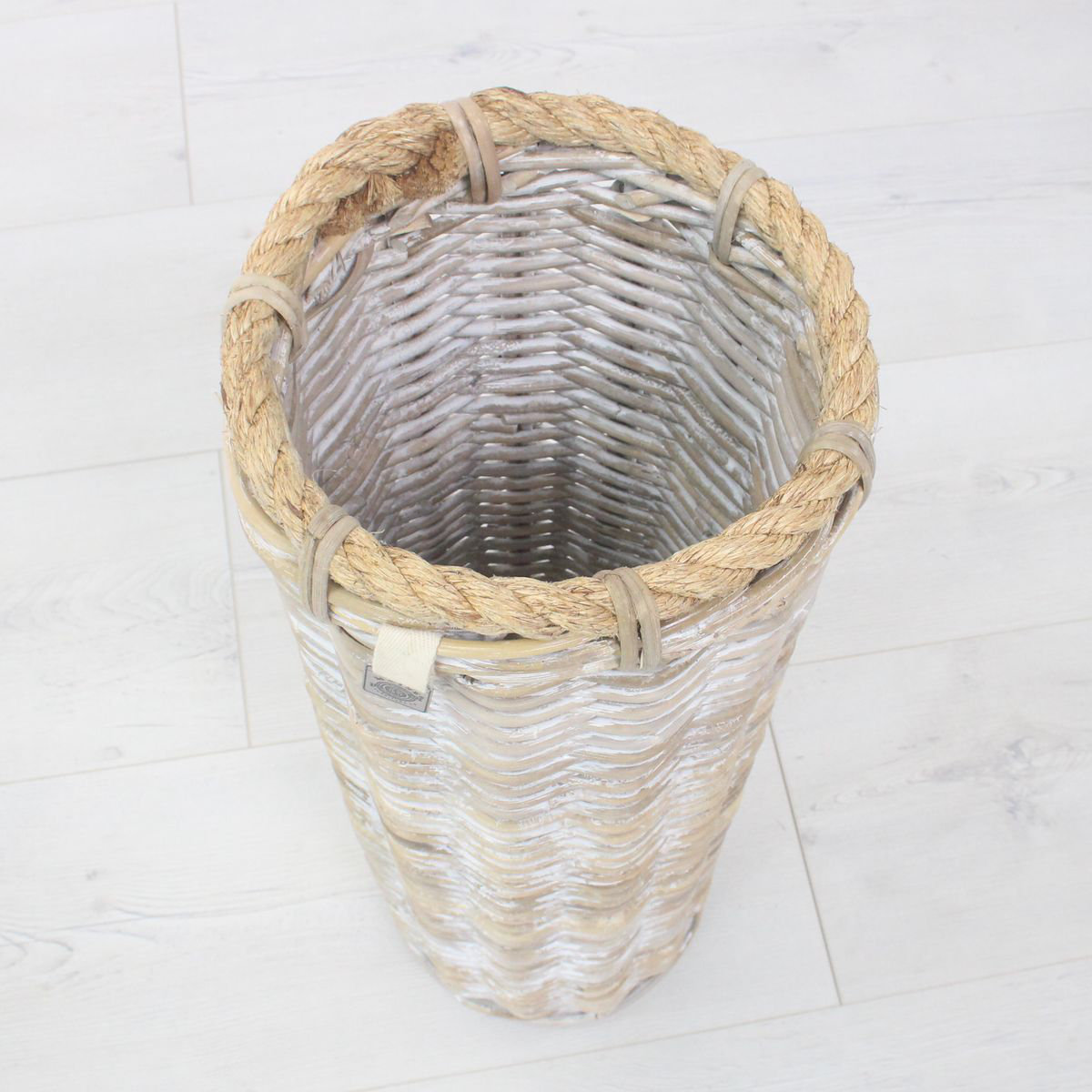 Rosecliff Heights Key Largo Whitewashed Kubu Rattan Umbrella Basket