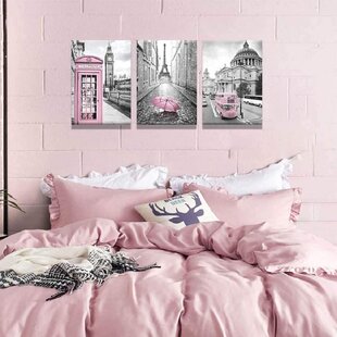 Paris Honeymoon Print Eiffel Tower Quilted Bedspread & Pillow Shams Set 