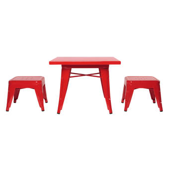 kids arts and crafts table