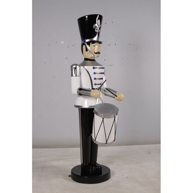 decorative toy soldiers