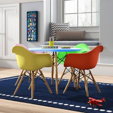 Solid Wood Highlighter Table and 4 Chair Set by KidKraft 