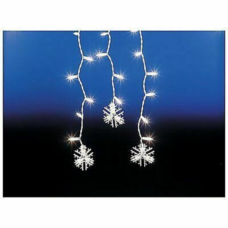 The Holiday Aisle® Incandescent Snowflake 100 Light Icicle Lights