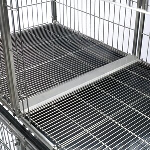 Modular Pet Cage Tray Connector