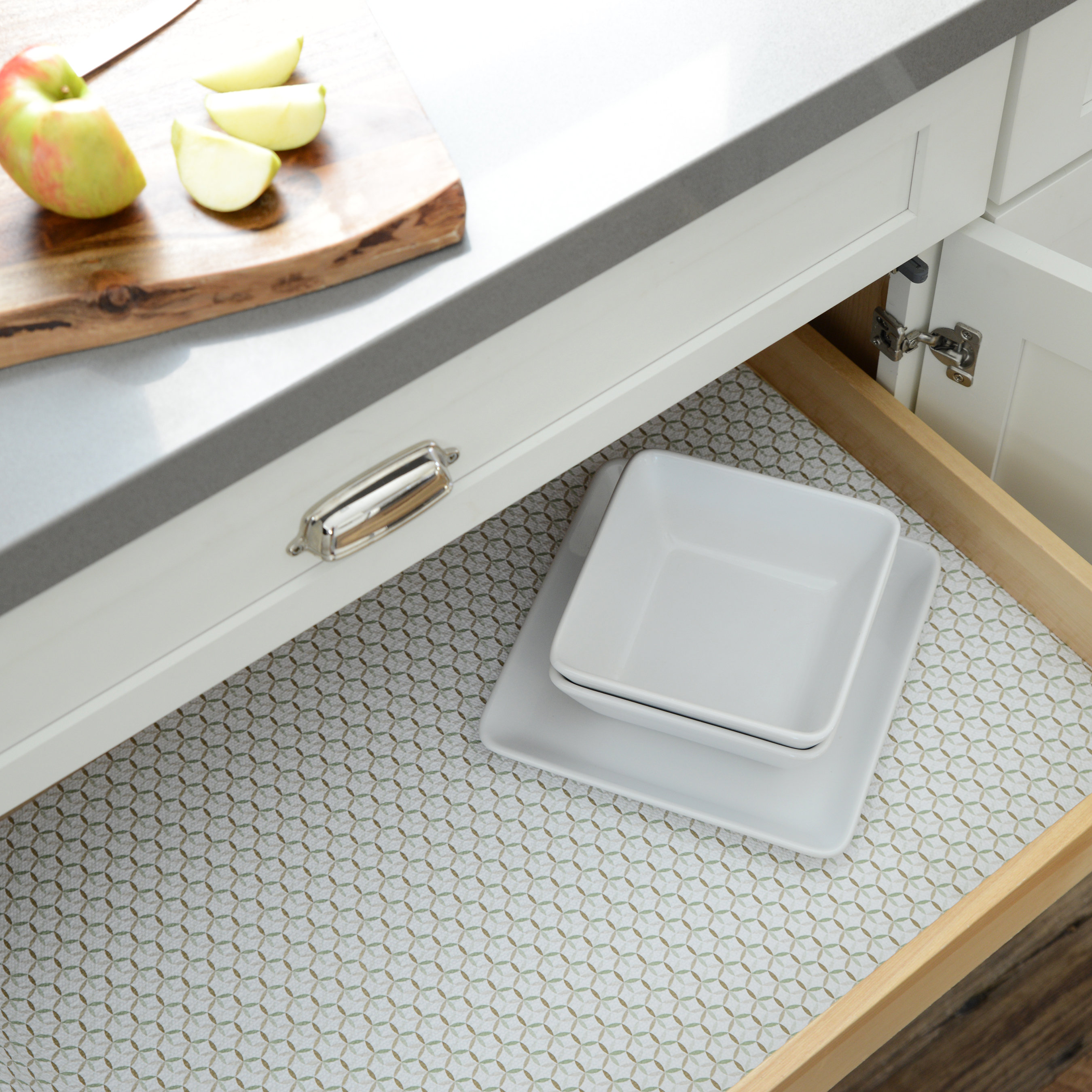 Contact Brand Grip Prints NonAdhesive NonSlip Vinyl Liner For Shelf