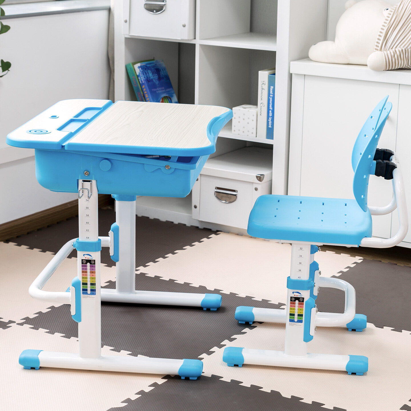 childrens plastic desk and chair set