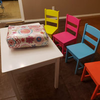 highlighter table and chairs set