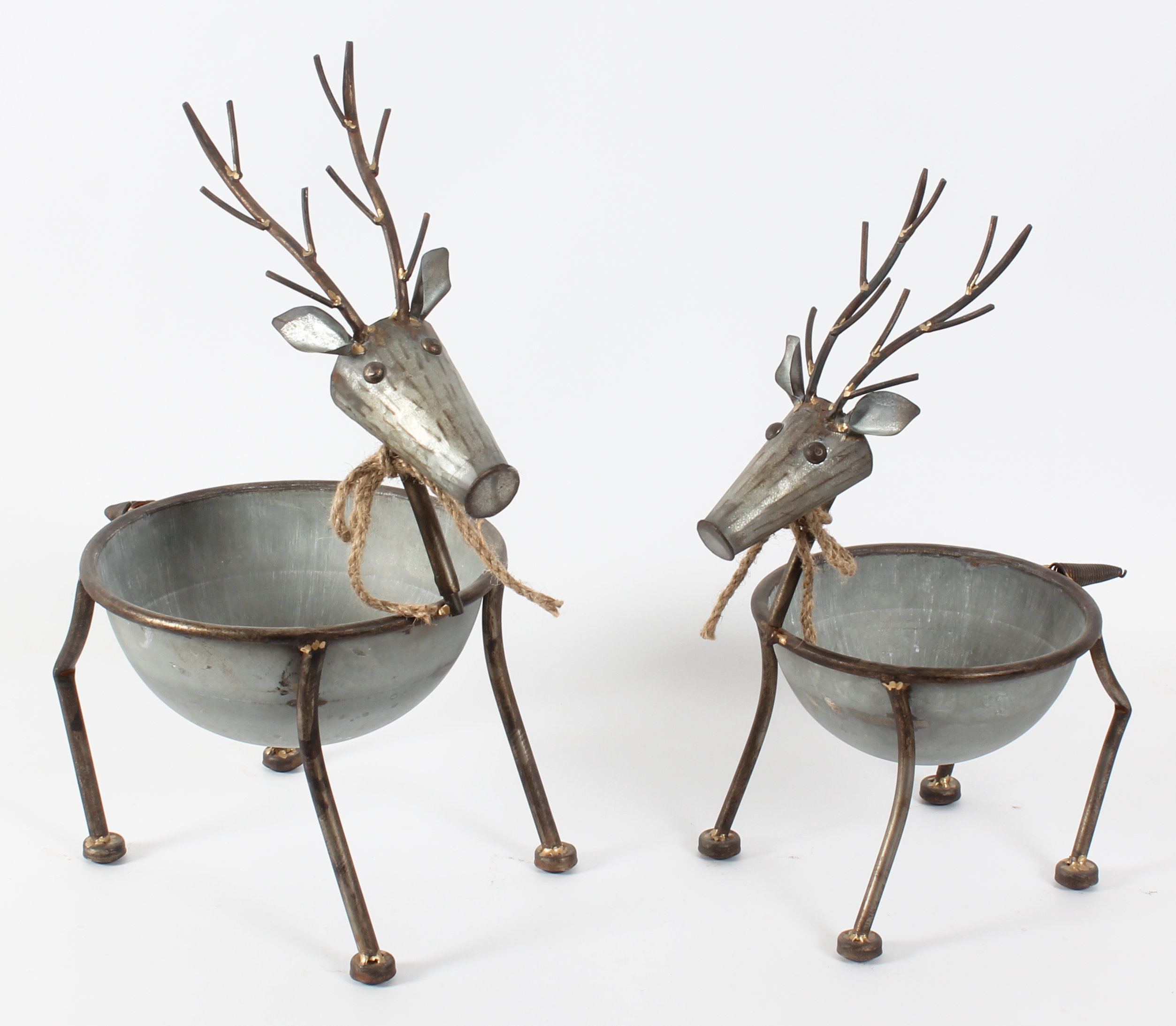 The Holiday Aisle Divya 2 Piece Metal Pot Planter Set Wayfair