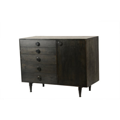 Elsmere Server Brayden Studio