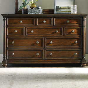 Leesburg 10 Drawer Dresser by Hooker Furniture