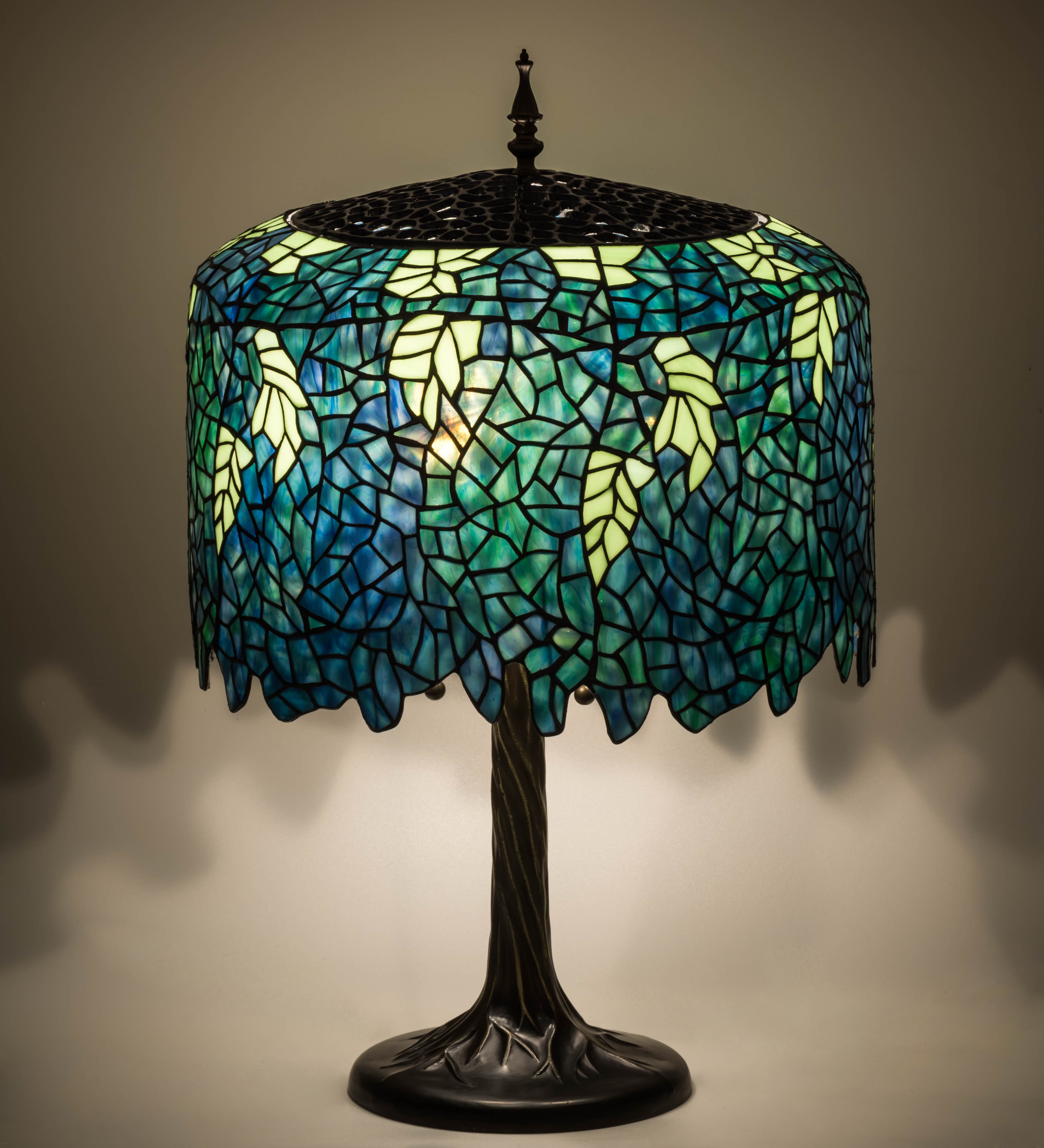 tiffany lamp studio