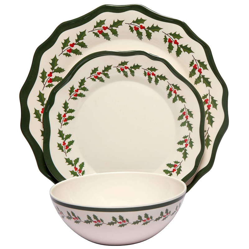 Paula Deen Christmas Wreath Porcelain 8 Inch 4 Piece Dessert Plate