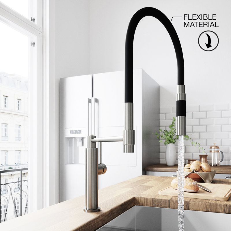 Vigo Norwood Magnetic Spray Pull Down Single Handle Kitchen Faucet