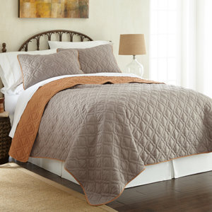 Peyton 3 Piece Reversible Coverlet Set