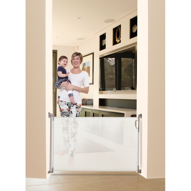 stork retractable baby gate