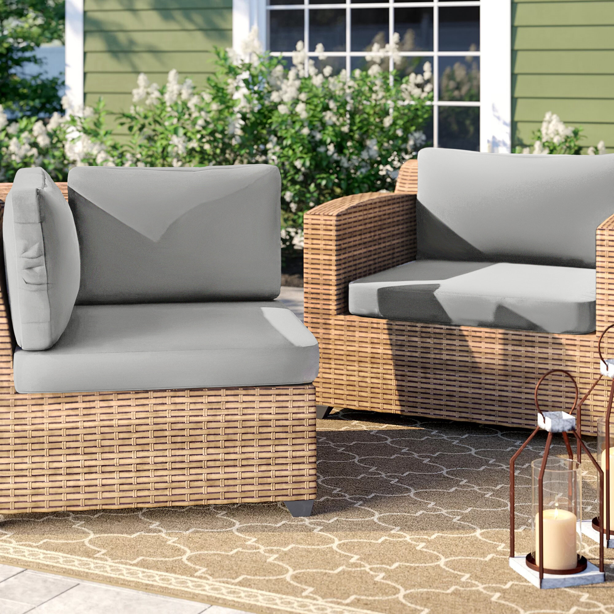 catch outdoor cushions