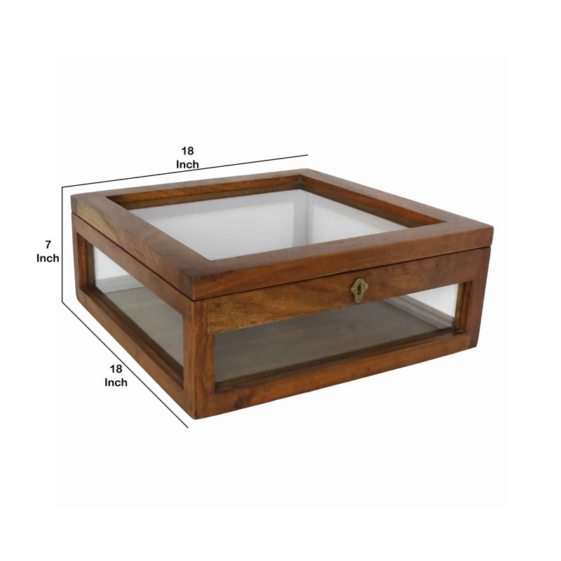 18 inch display case