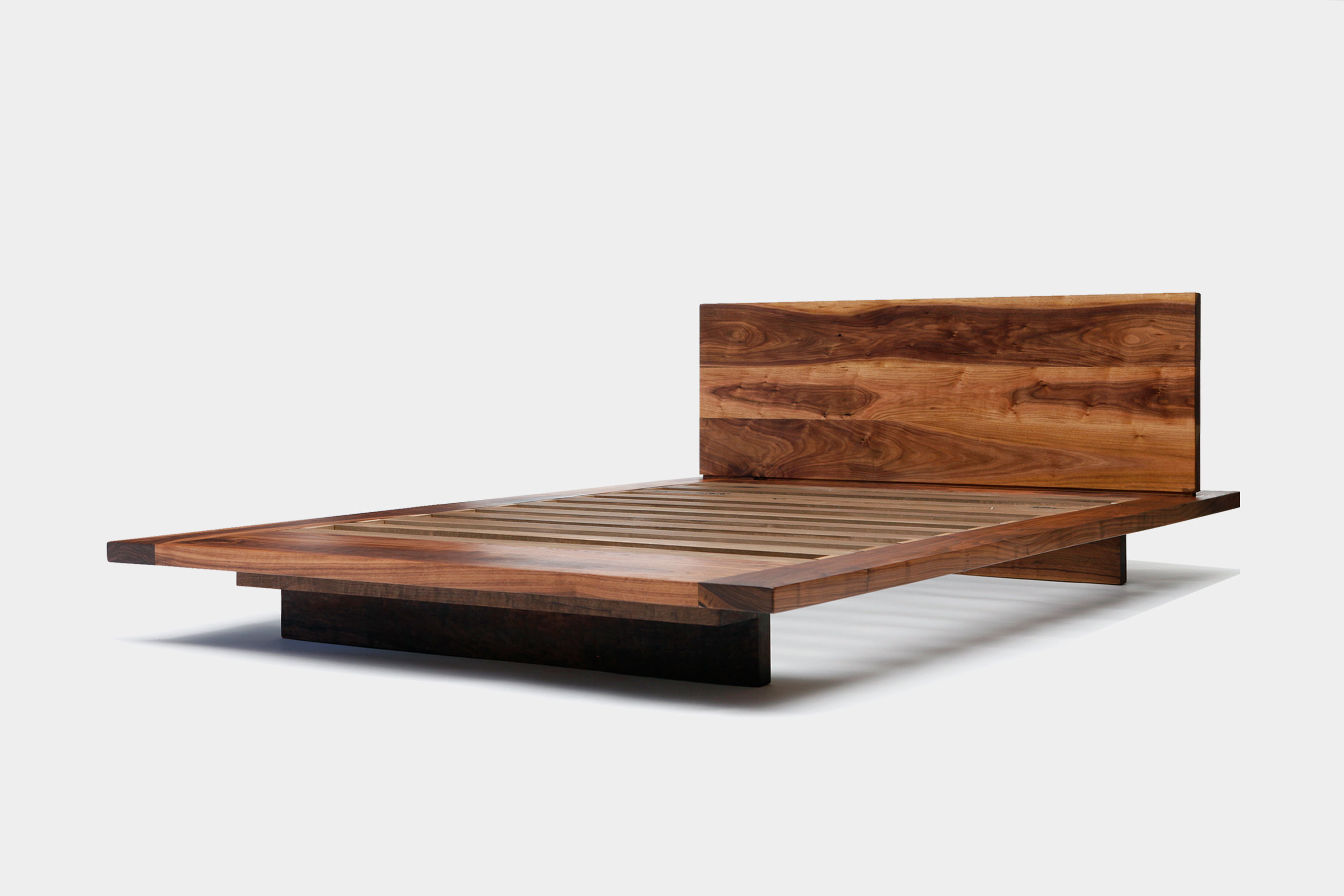solid base platform bed