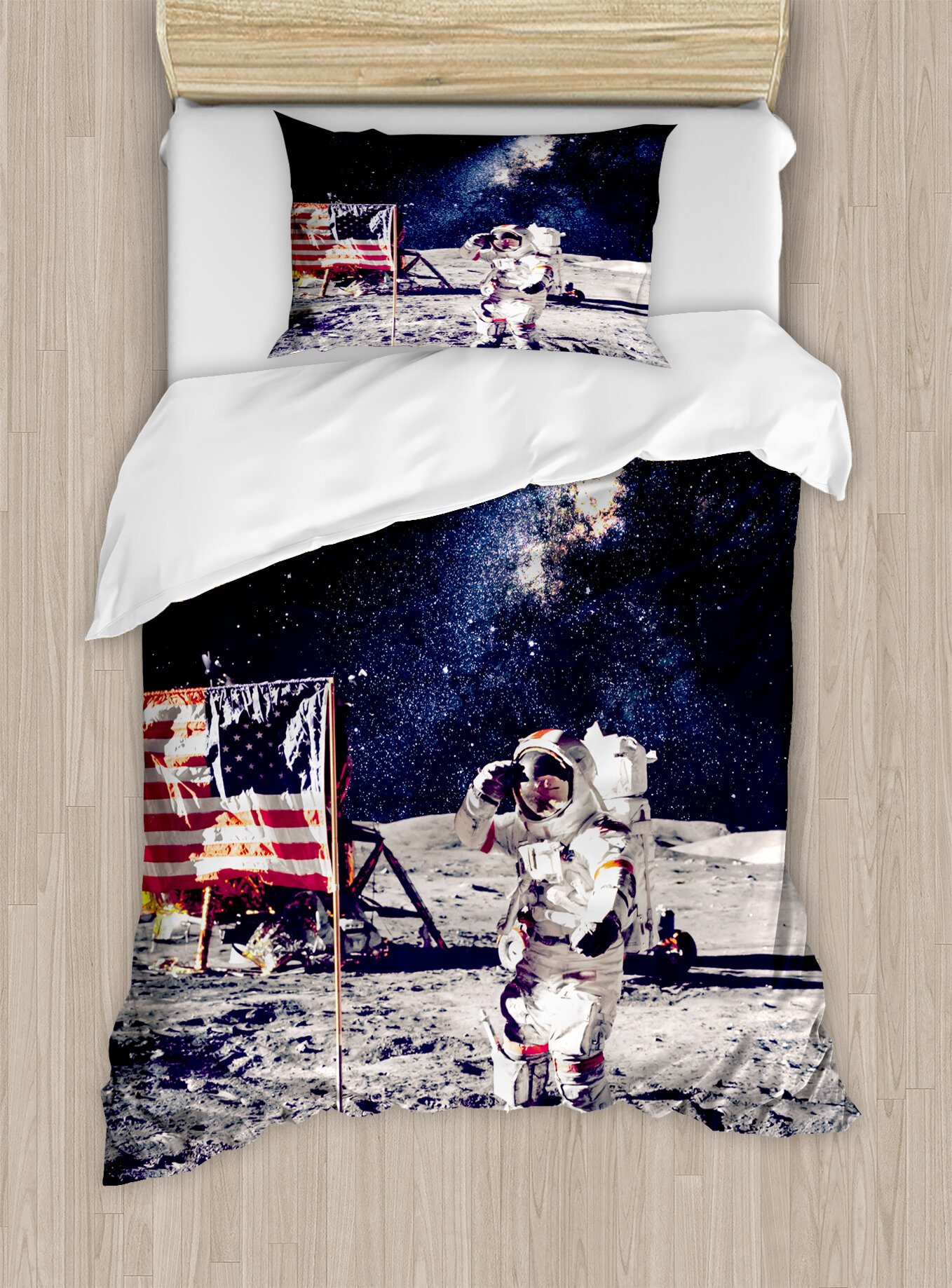 East Urban Home Galaxy American Astronaut With Usa Flag On Moon