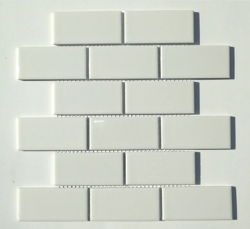 Classique 2" x 4" Porcelain Subway Tile in White