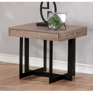 Bosco End Table by 17 Stories Bargain