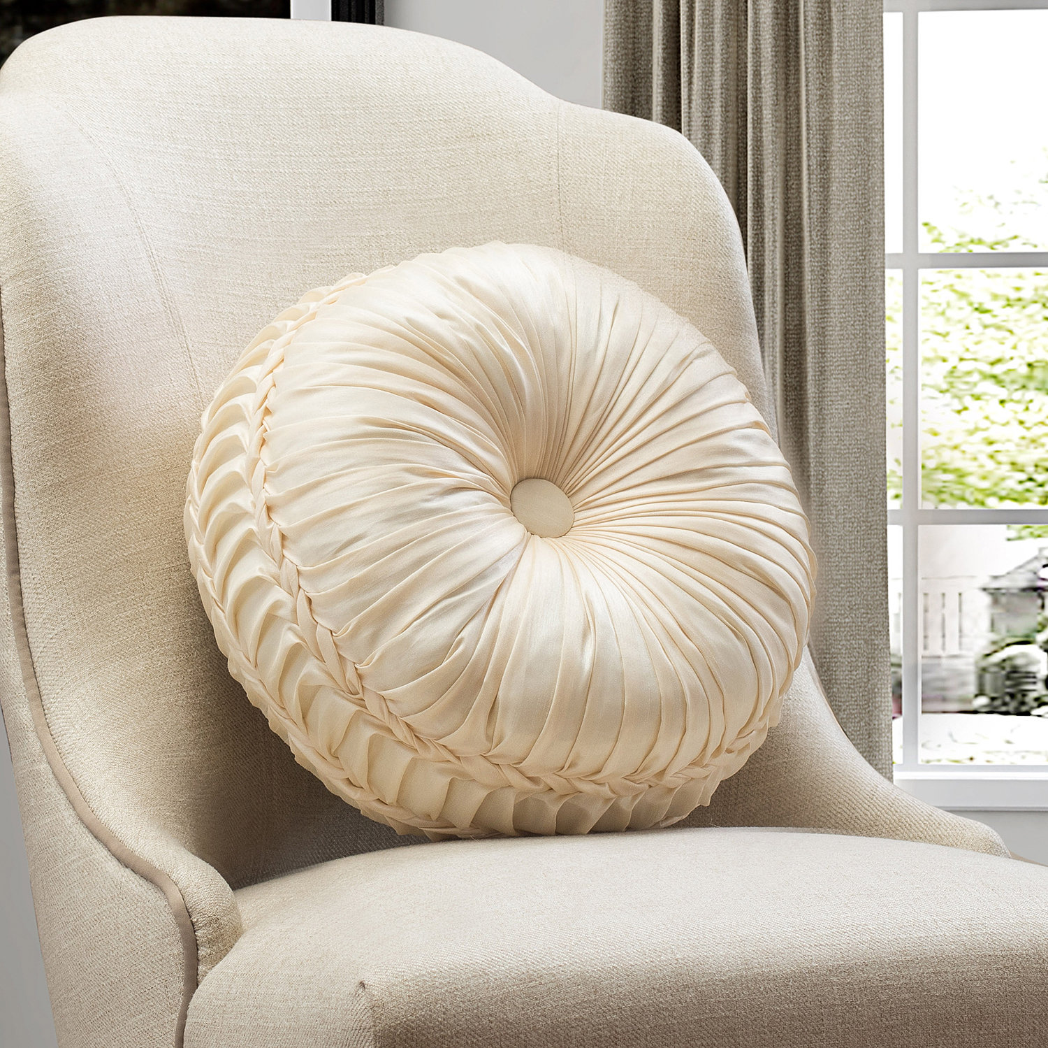 Astoria Grand Acamar Tufted Round Throw Pillow Reviews Wayfair