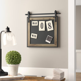 4 Designs Magnetic Message Board with Attached Reminder Pad and Pen 