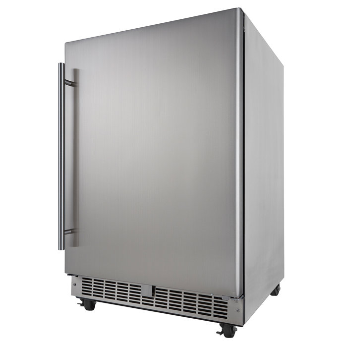 Silhouette 23 82 Inch 5 Cu Ft Convertible Outdoor Mini Fridge Silhouette 23 82 Inch 5 Cu Ft Convertible Outdoor Mini Fridge