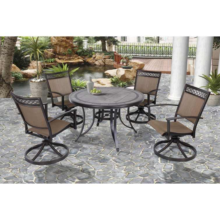 Round 4 - Person 45.79'' Long Aluminum Dining Set