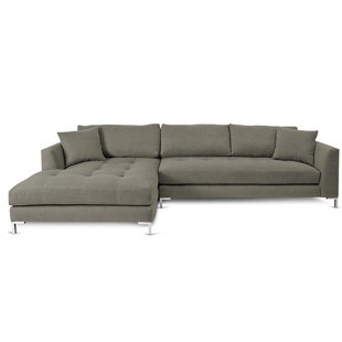 Divina II Sectional by Decenni