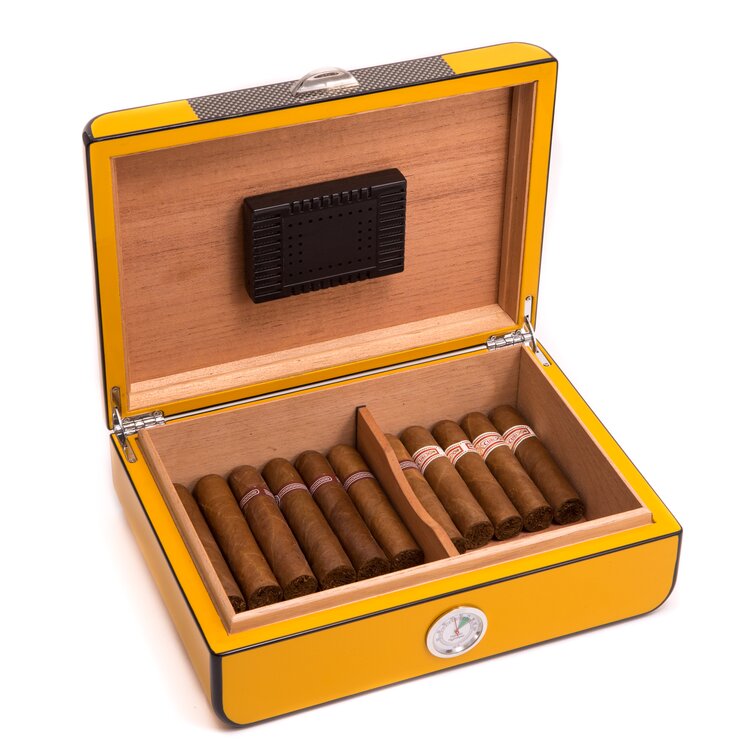 Cohiba  Rose Gold Cigar Ashtray & Yellow Black Leather Cedar 3 Ct Cigar Case