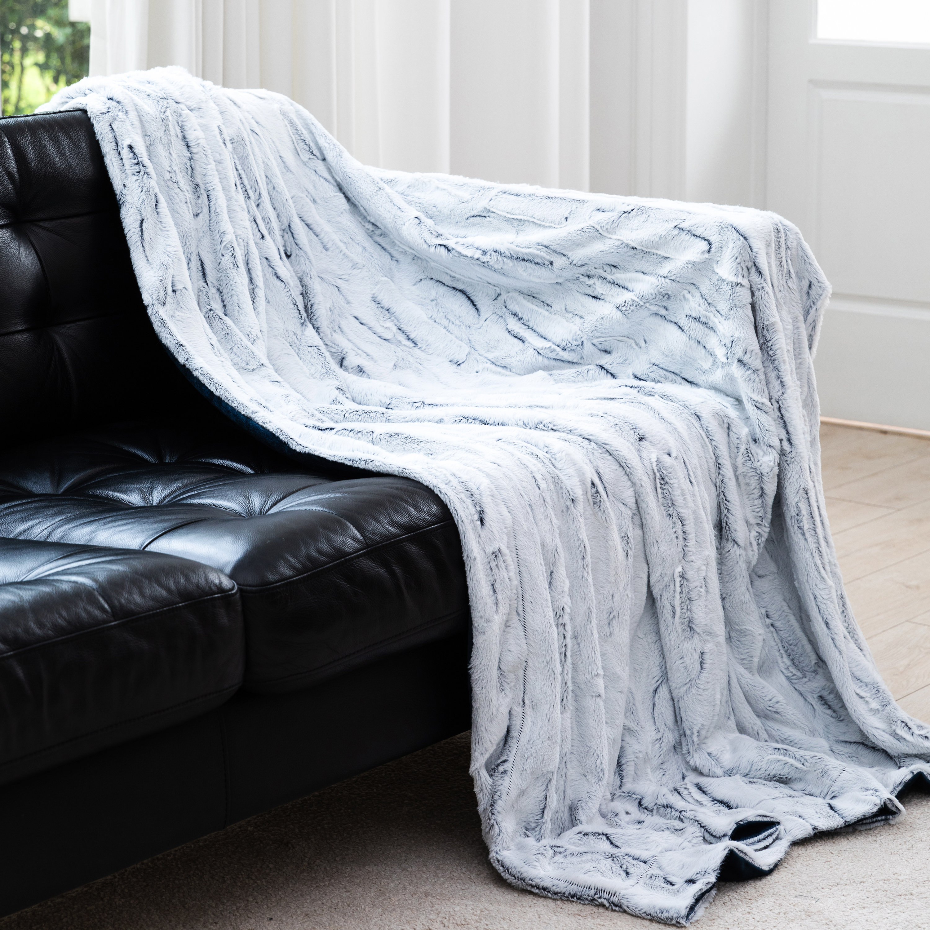 dakota silver luxury faux fur throw