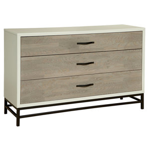 Spencer 3 Drawer Dresser by Universal Furniture