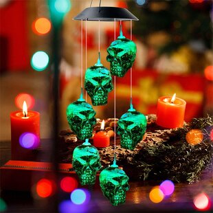 Interesting Gifts Garden Decor Skeleton Skull Solar Wind Chime Gifts for Friends Unique Gifts Waterproof Holiday Lights Garden Decoration Festival Decoration.
