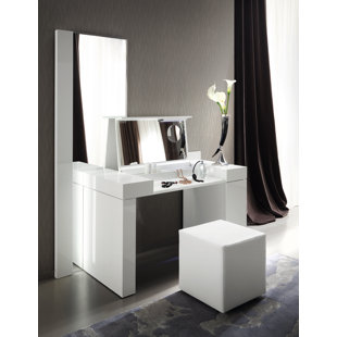 Las Vanity Dressing Table Wayfair Diamond Dressing Table