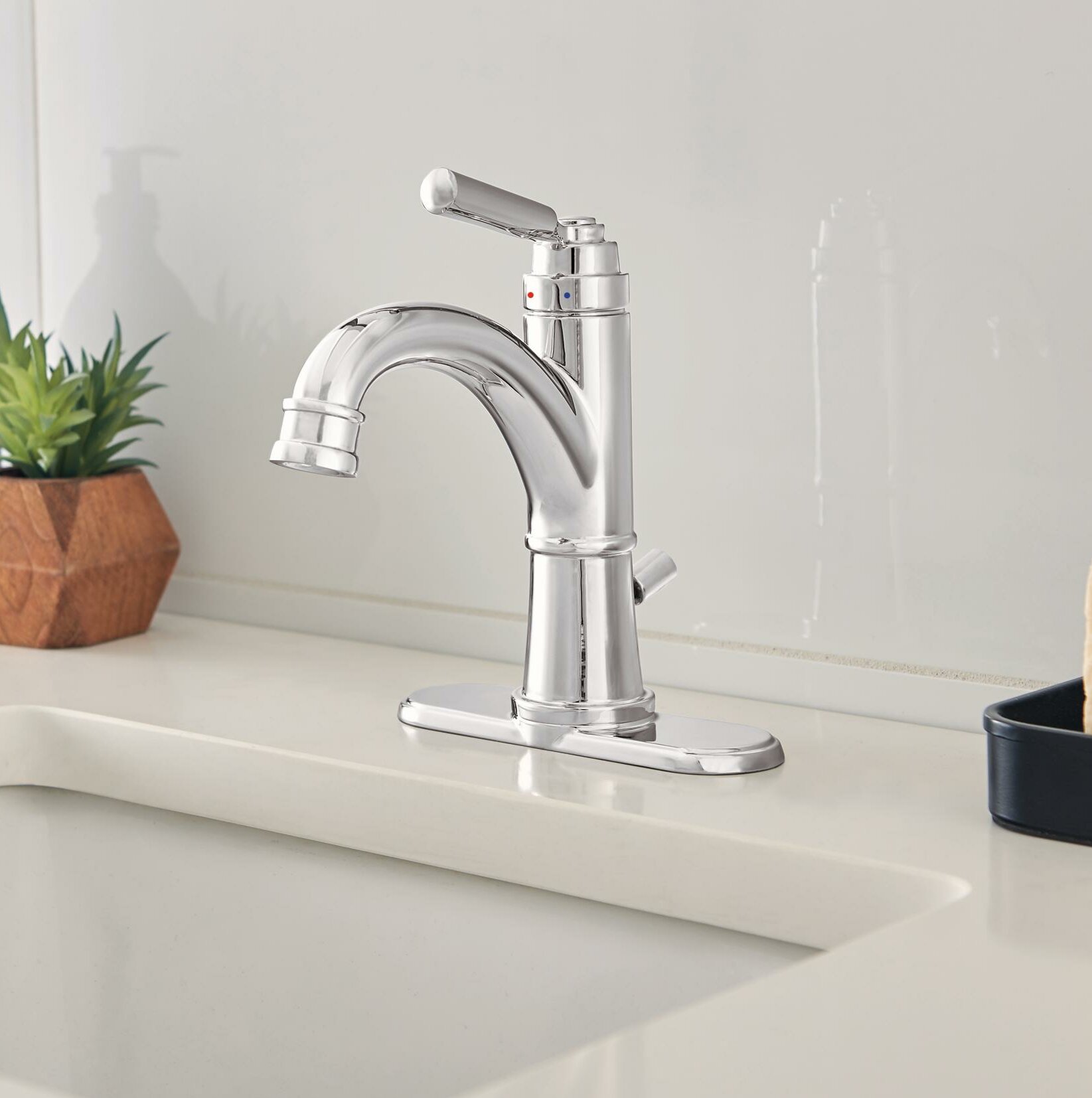 Peerless Faucets Westchester Single Hole Bathroom Faucet with Drain ...