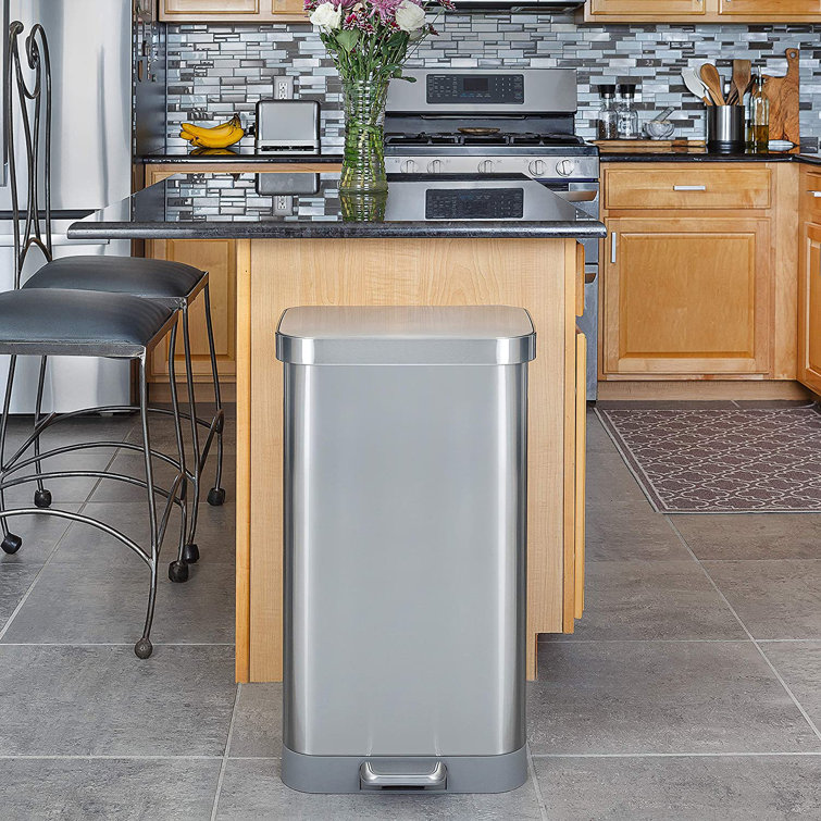 Stainless Steel Step Trash Can With Clorox Odor Protection | Large Metal  Kitchen Garbage Bin With Soft Close Lid, Foot Pedal And Waste Bag Roll ...