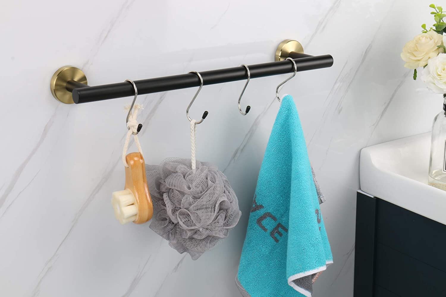 Towel Wall l Waterproof and rustproof Wall Hook Towel Rack Towel Bronze European Towel