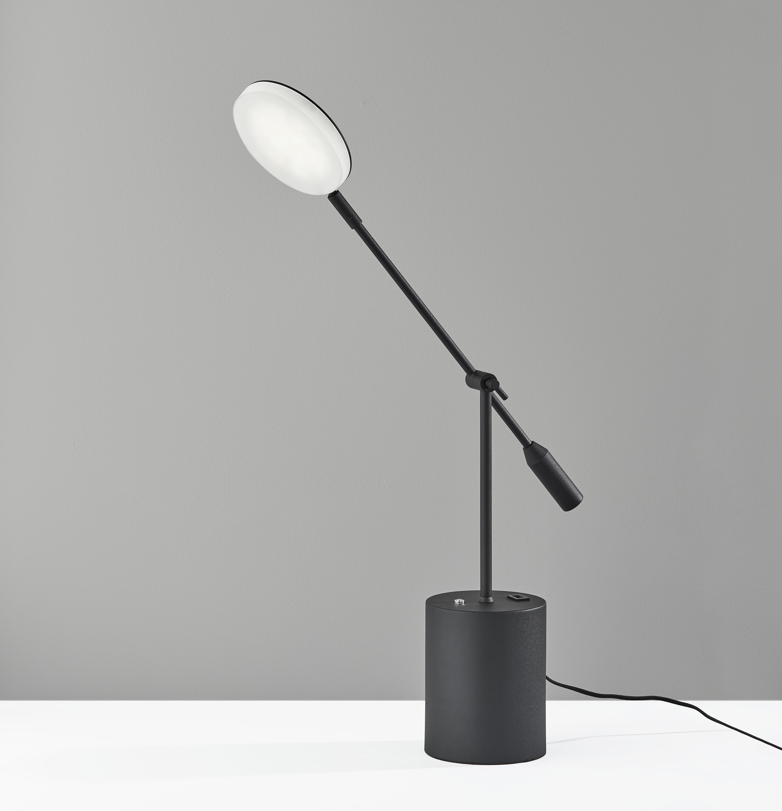 led desk lamp wireless charger