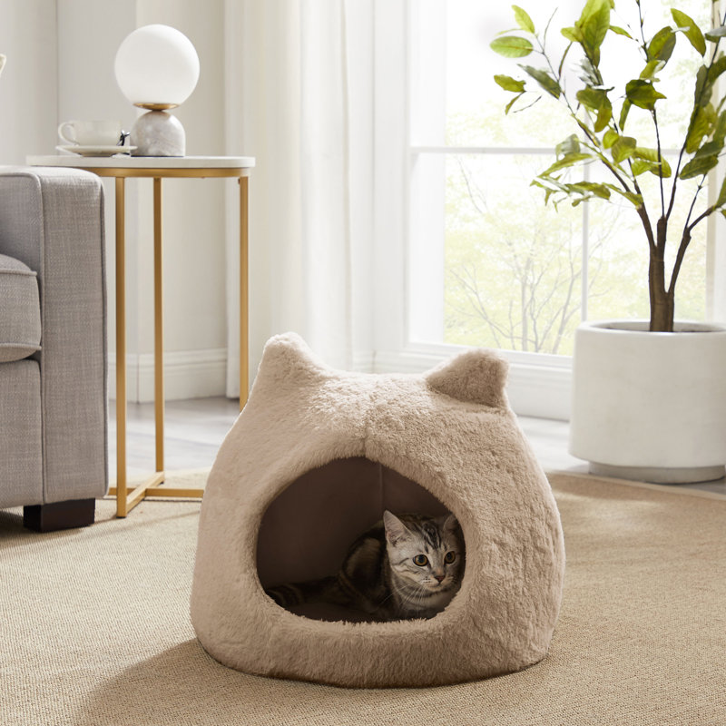 Fur Meow Hut Hooded Size: Medium 17" L x 17" W, Color: Ivory