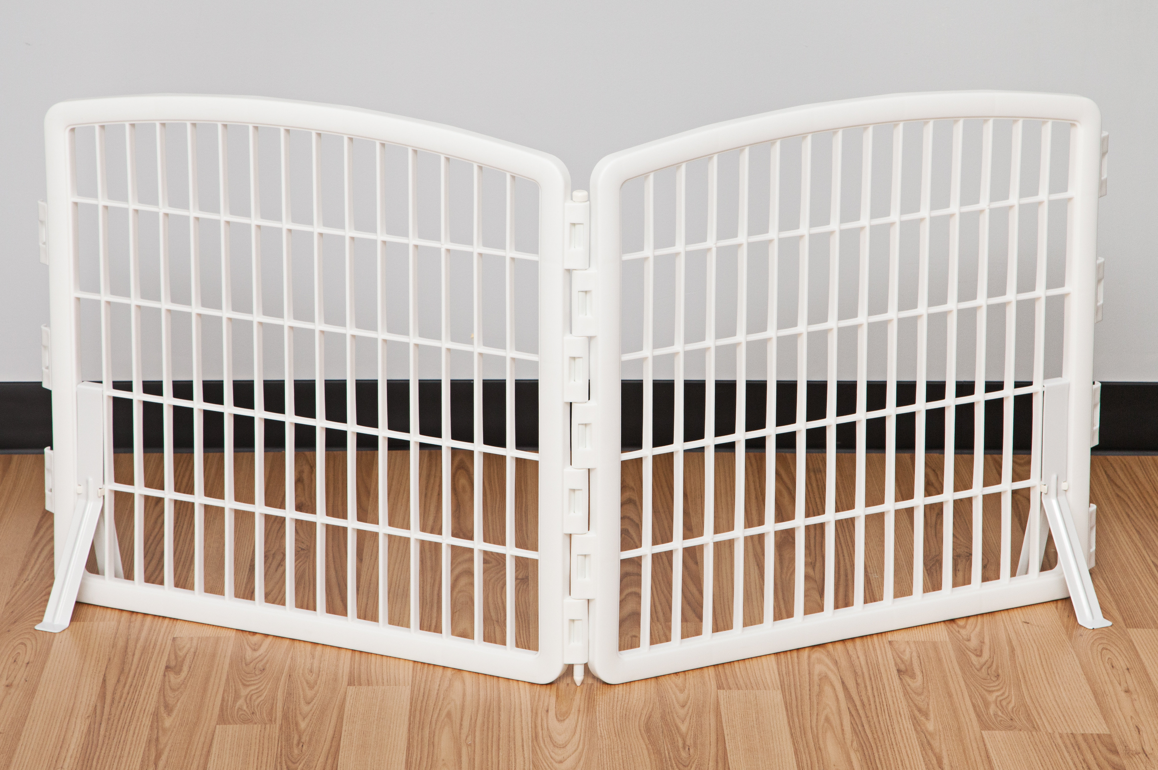 plastic pet gate