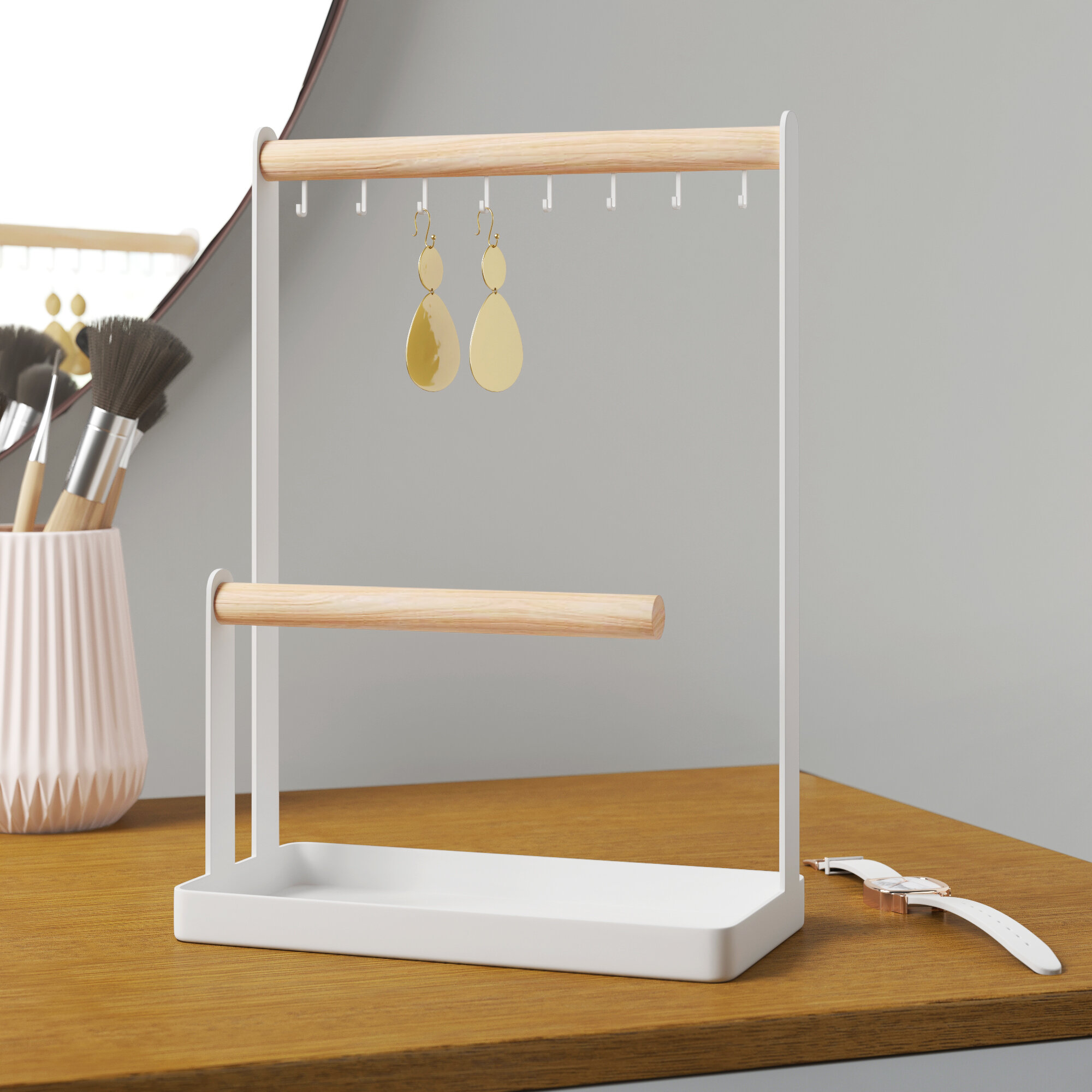 jewelry stand