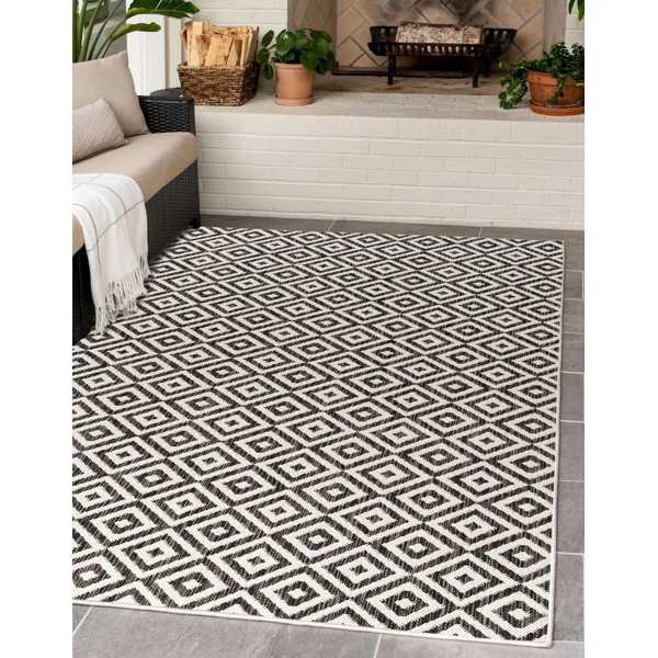 Outdoor-rug-black-white | Wayfair