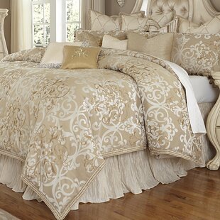 Featured image of post Blue And Gold King Comforter Sets