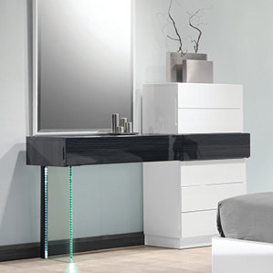 Linehan 7 Drawer Dresser with Mirror by Wade Logan